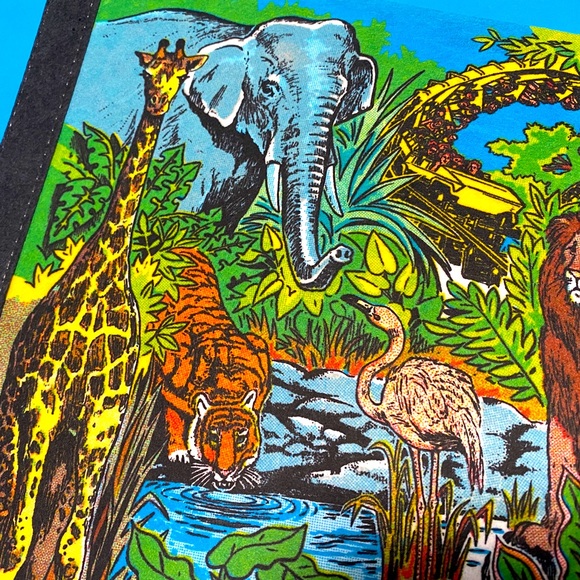 BUSCH GARDENS VINTAGE 90’s TAMPA FLORIDA COLLECTIBLE SOUVENIR PENNANT FL… - Picture 9 of 16